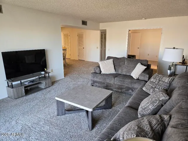 $3,300 | 13819 North Crown Point, Sun City, AZ 85351