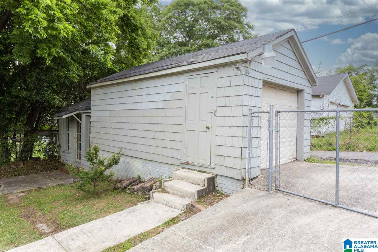 962 45th Street Birmingham, AL 35208 - Photo 5 of 47