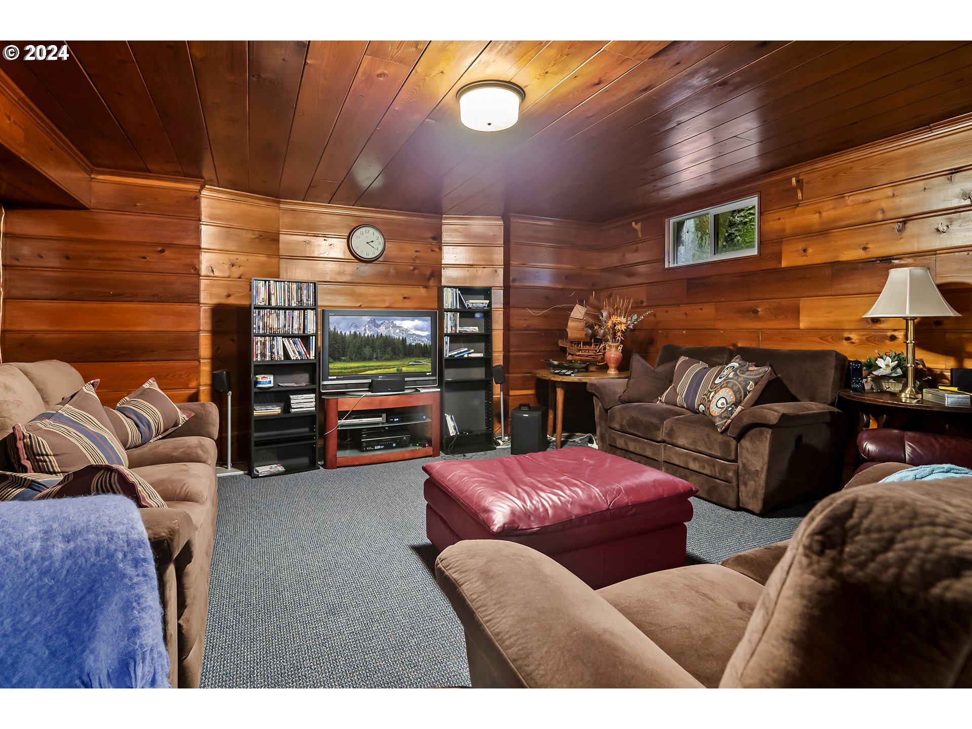 12334 South Edgecliff Road Portland, OR 97219 - Photo 19 of 40 Gallery Image 19