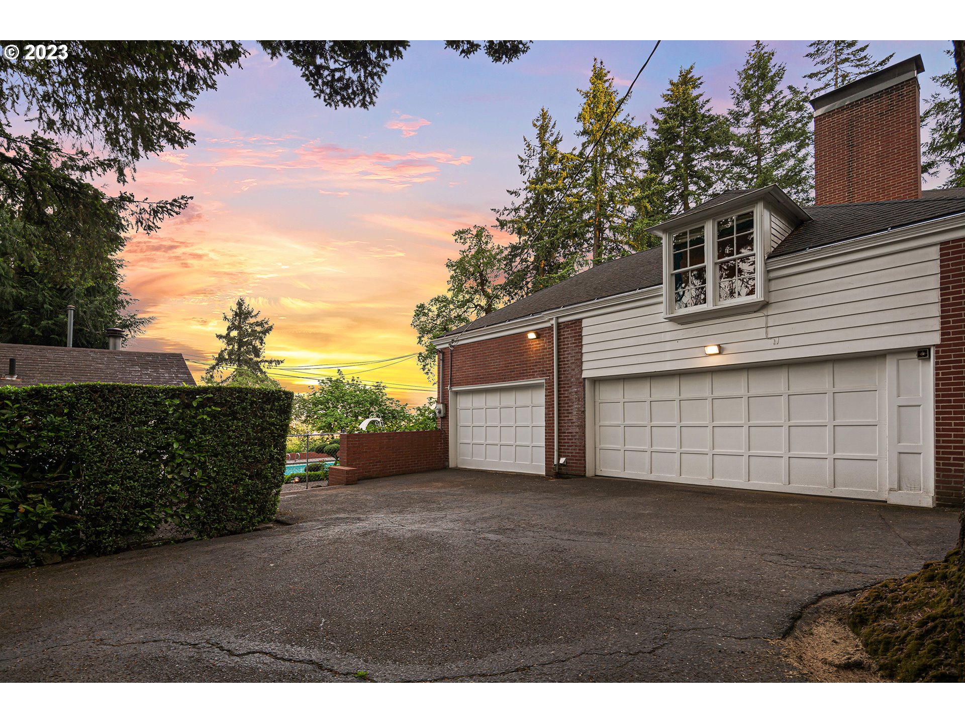 12334 South Edgecliff Road Portland, OR 97219 - Photo 30 of 40 Gallery Image 30