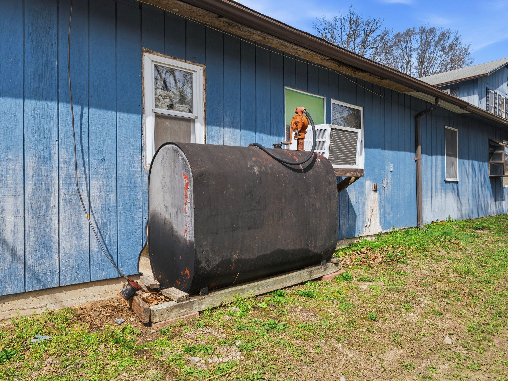 344 Slayton Road Sutherlin, VA 24594 - Photo 24 of 56 mls_037-344 Slayton Rd-MFW Media