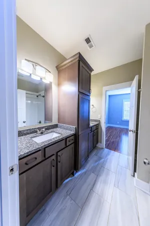 $2,995 | 2221 24th Avenue North, Unit B, Nashville, TN 37208
