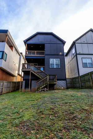 $2,995 | 2221 24th Avenue North, Unit B, Nashville, TN 37208