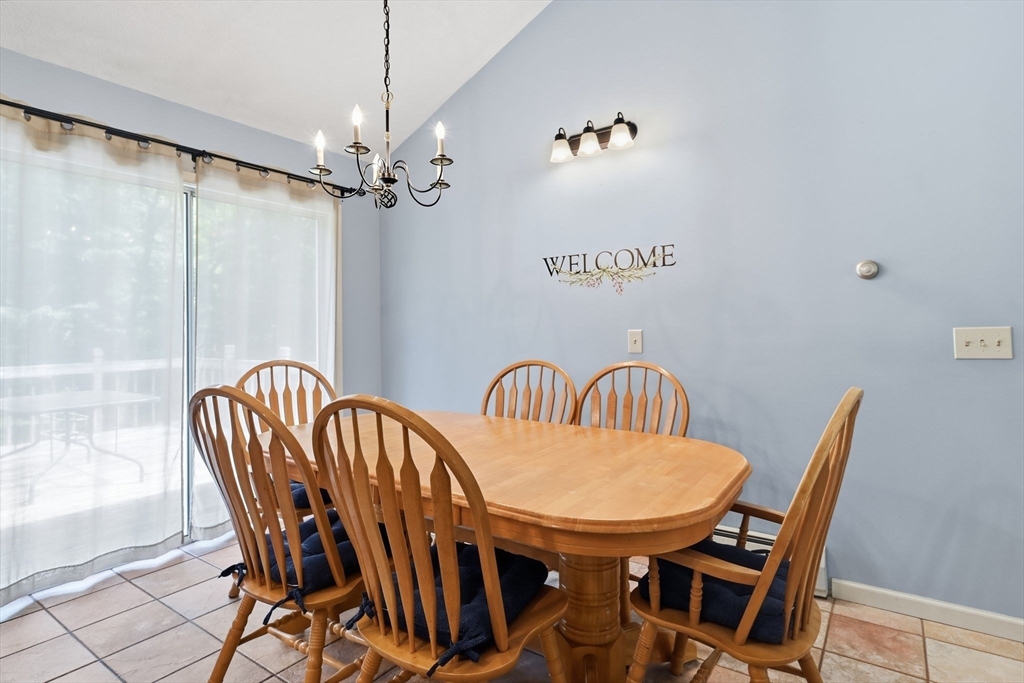 414 Mountain Road Holyoke, MA 01040 - Photo 15 of 42 Gallery Image 15