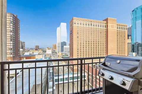 $575,000 | 201 South 11th Street, Unit 1120, Minneapolis, MN 55403
