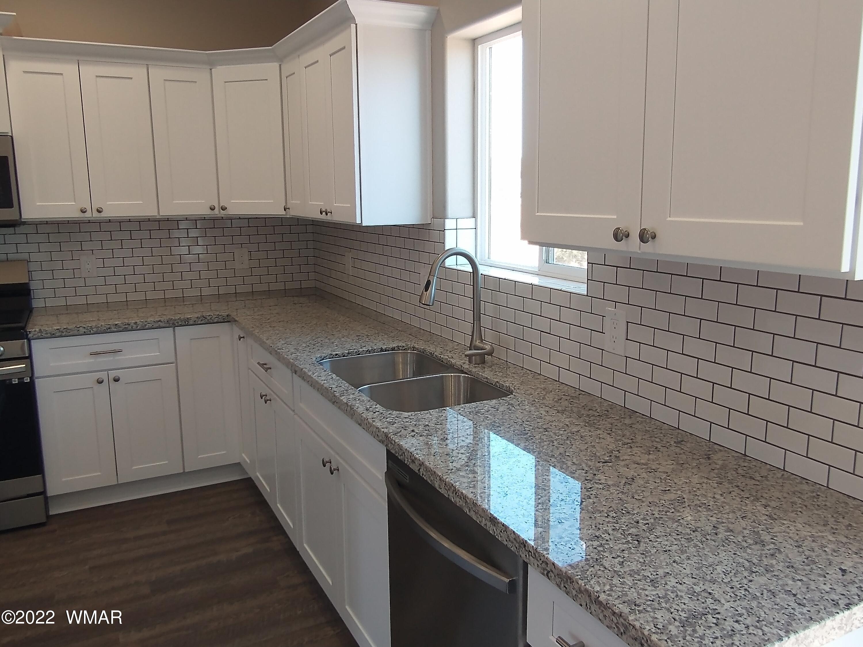 855 Cobble Lane Taylor, AZ 85939 - Photo 4 of 30