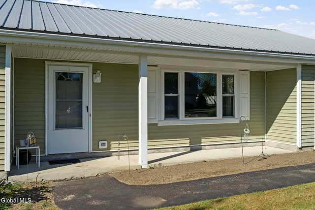 $249,900 | 11 Abel Drive, Johnstown, NY 12095