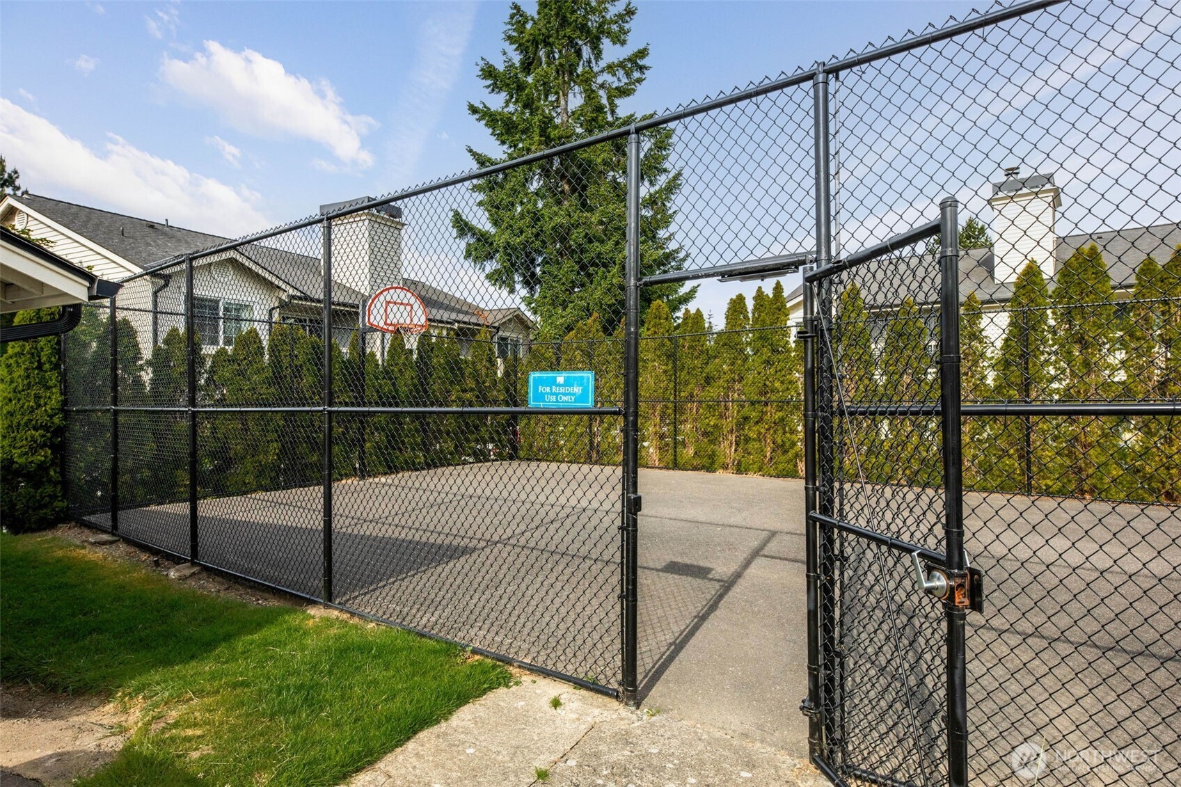 12404 East Gibson Road, Unit H301 Everett, WA 98204 - Photo 29 of 32