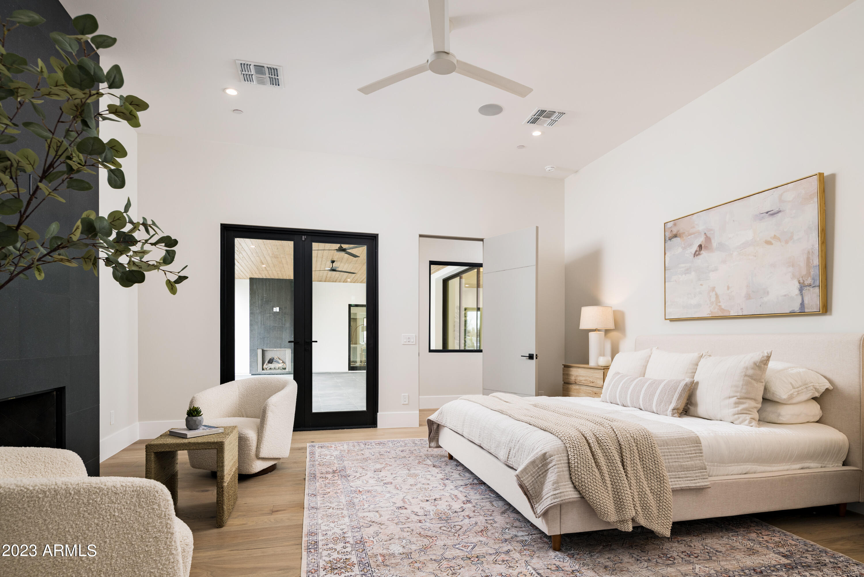 3944 East Roma Avenue Phoenix, AZ 85018 - Photo 14 of 30 Primary