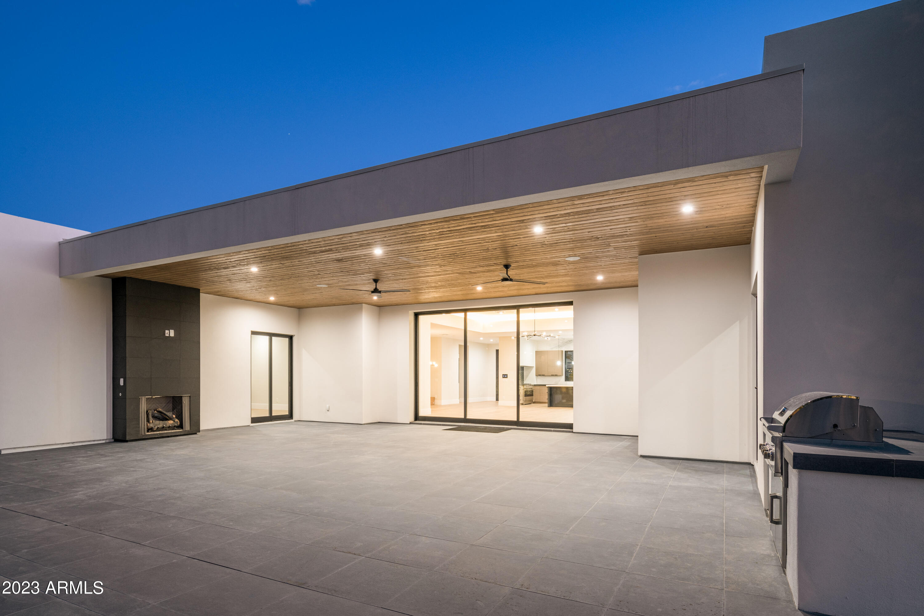3944 East Roma Avenue Phoenix, AZ 85018 - Photo 25 of 30 Back Patio