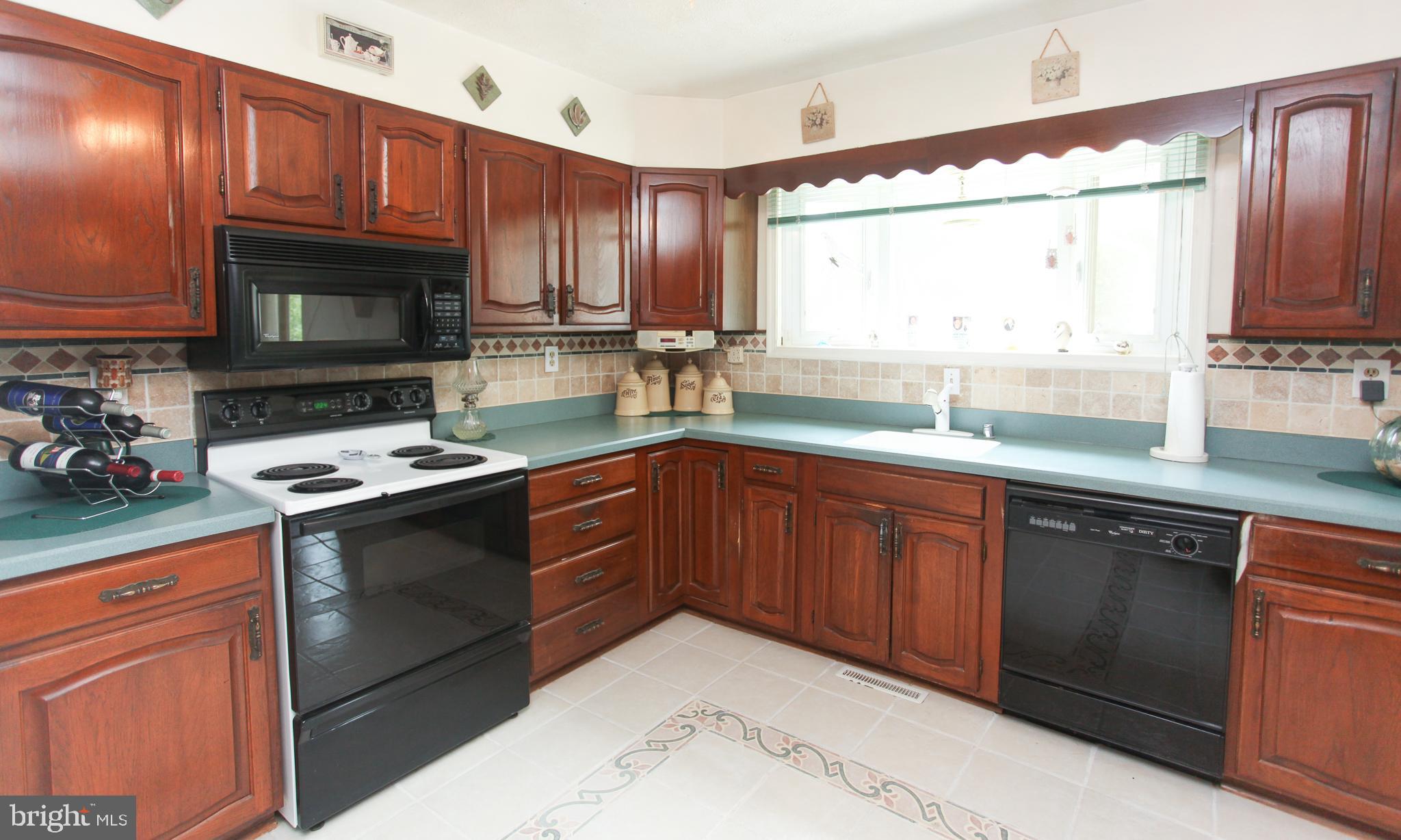 1909 Beverly Road Baltimore, MD 21228 - Photo 53 of 77