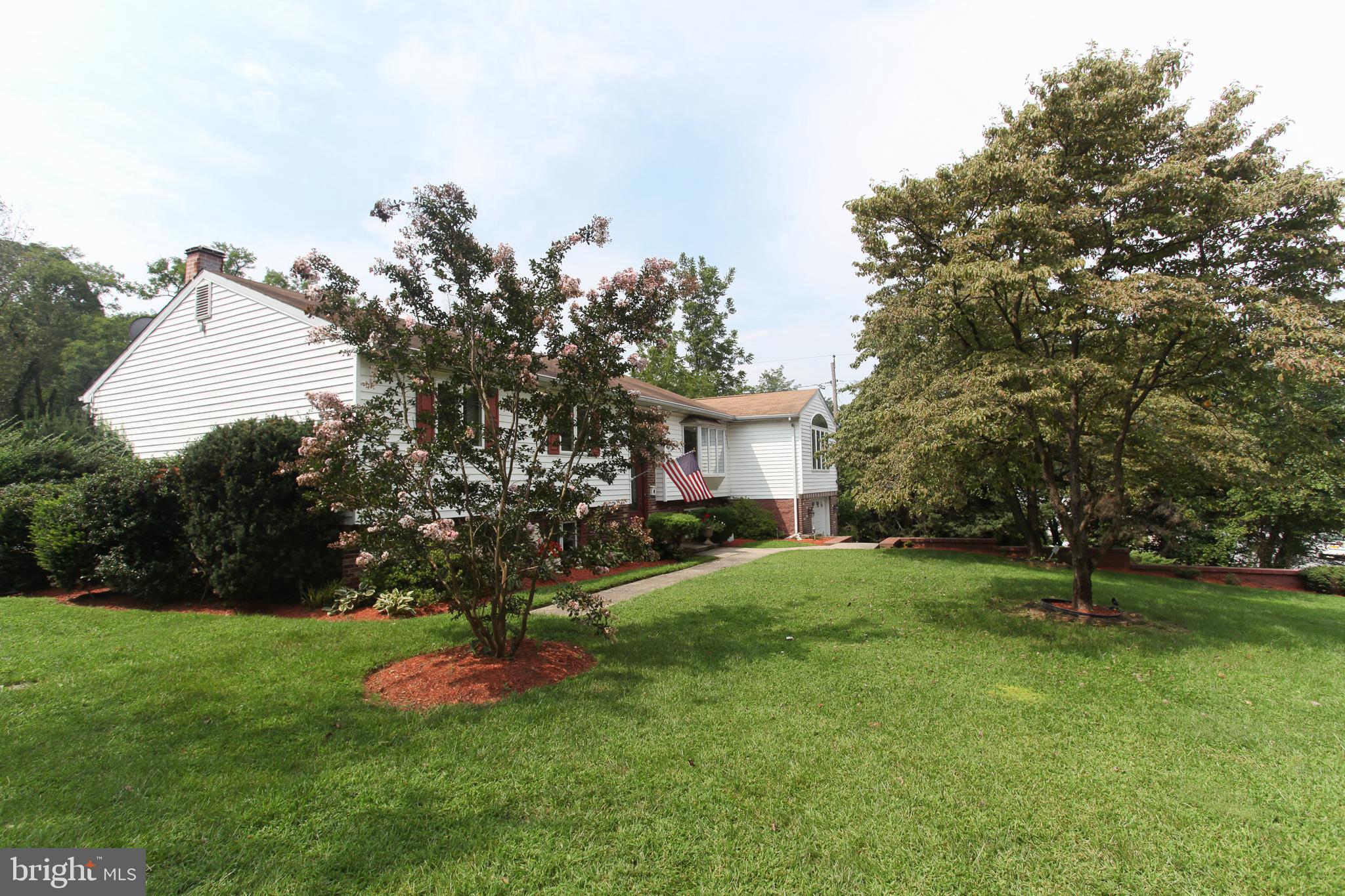 1909 Beverly Road Baltimore, MD 21228 - Photo 8 of 77