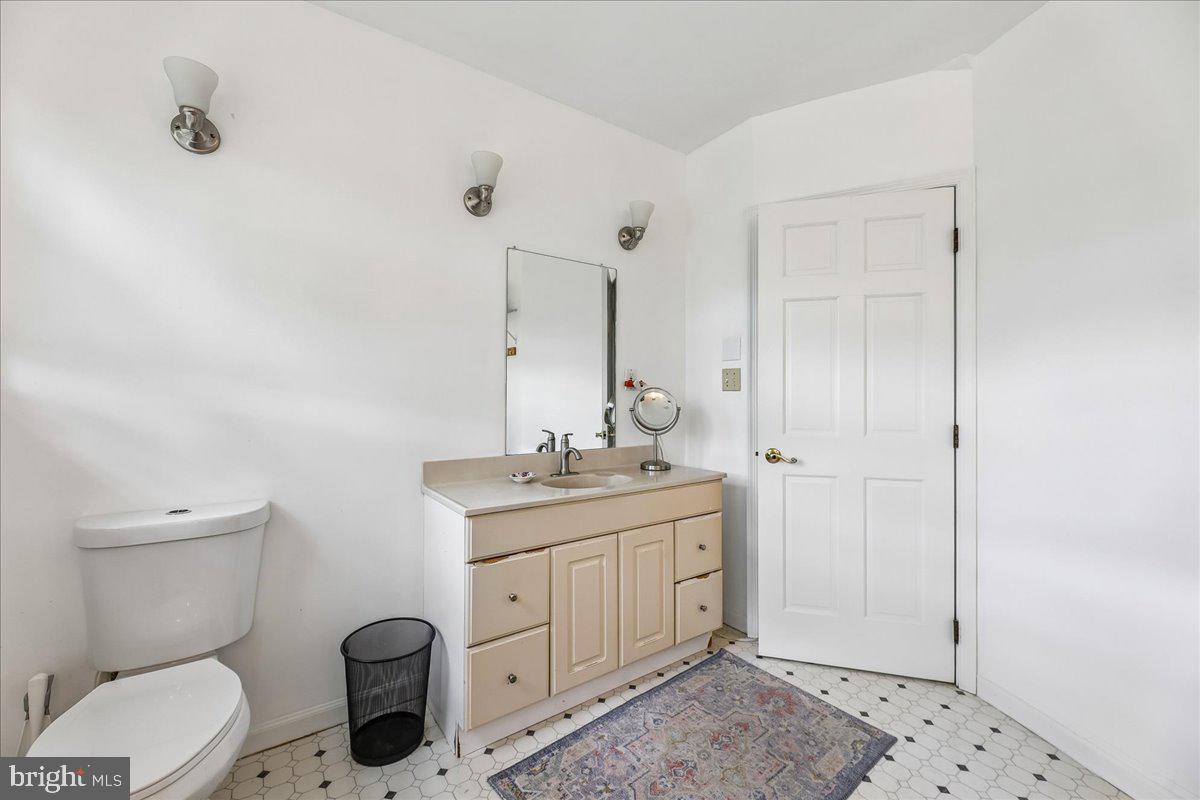 2709 Fenimore Road Silver Spring, MD 20902 - Photo 26 of 41 Upper Level Bath