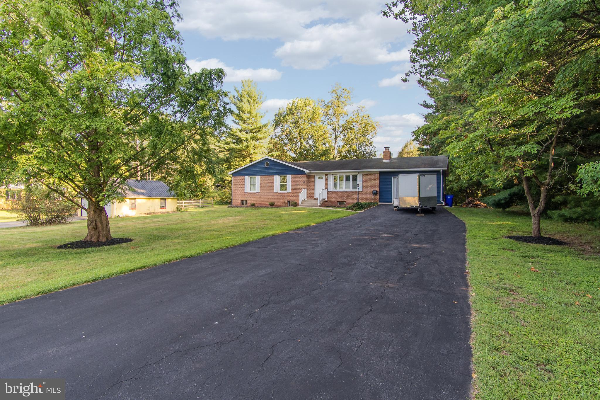 6922 Kellys Store Road Thurmont, MD 21788 - Photo 2 of 41 Gallery Image 2