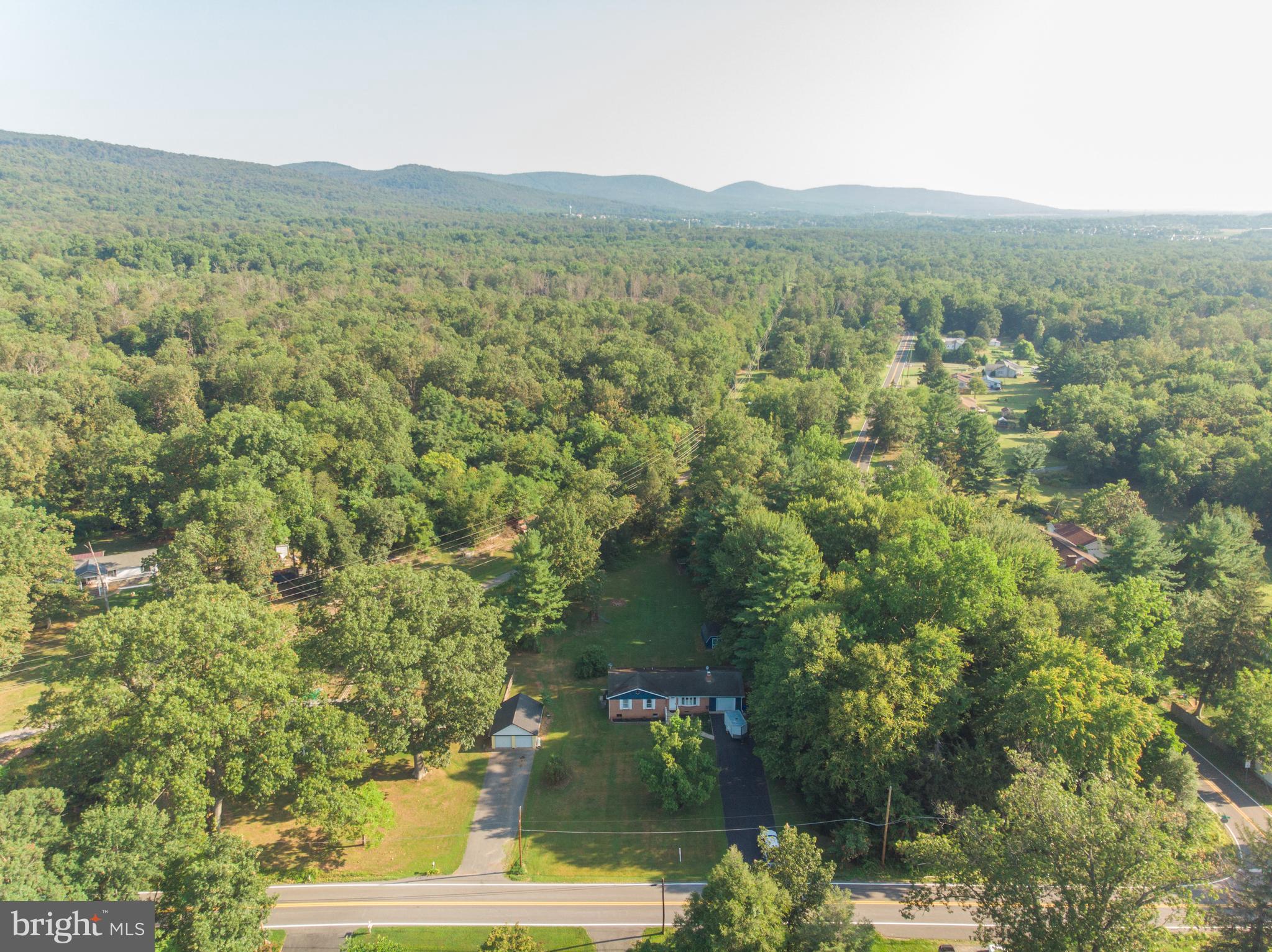 6922 Kellys Store Road Thurmont, MD 21788 - Photo 8 of 41 Gallery Image 8