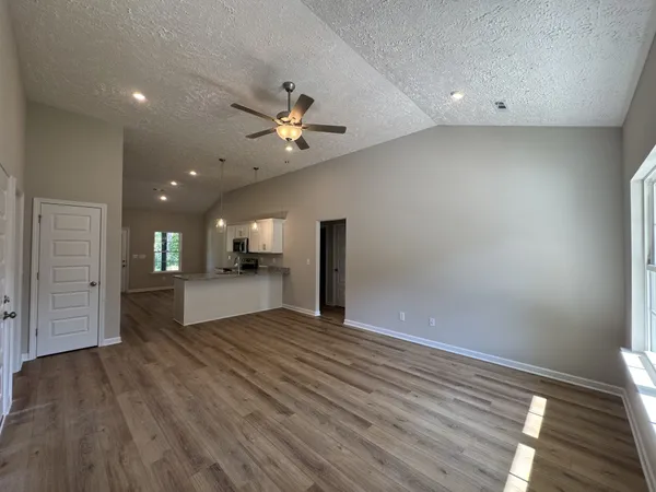 $333,800 | 37 Laurel View Street, Manchester, TN 37355