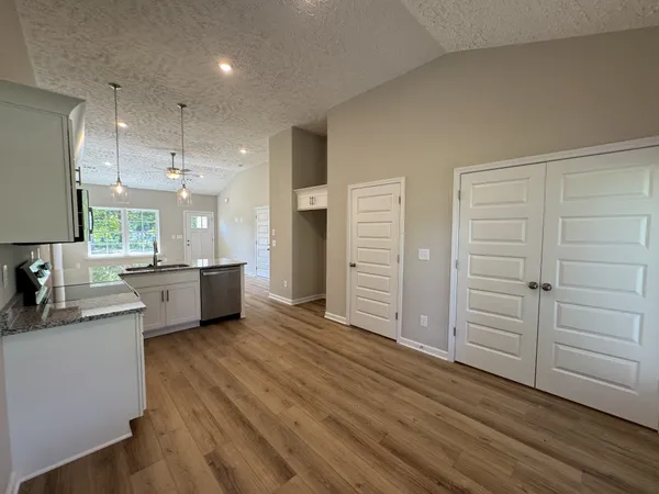 $333,800 | 37 Laurel View Street, Manchester, TN 37355