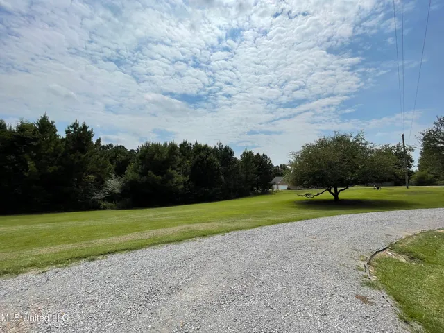 $529,000 | 1063 Precious Lane Southeast, Brookhaven, MS 39601