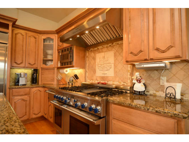 95 Spring Grove Road Hollister, CA 95023 - Photo 8 of 25 Gallery Image 8