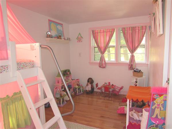 8 Beechwood Road Ipswich, MA 01938 - Photo 20 of 30 Gallery Image 20