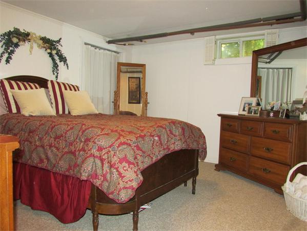 8 Beechwood Road Ipswich, MA 01938 - Photo 24 of 30 Gallery Image 24