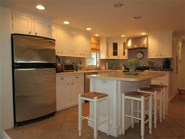 8 Beechwood Road Ipswich, MA 01938 - Photo 5 of 30 Gallery Image 5