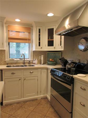 8 Beechwood Road Ipswich, MA 01938 - Photo 6 of 30 Gallery Image 6