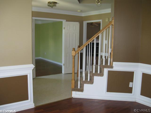 5407 Gatebridge Road Richmond, VA 23234 - Photo 3 of 10 Foyer