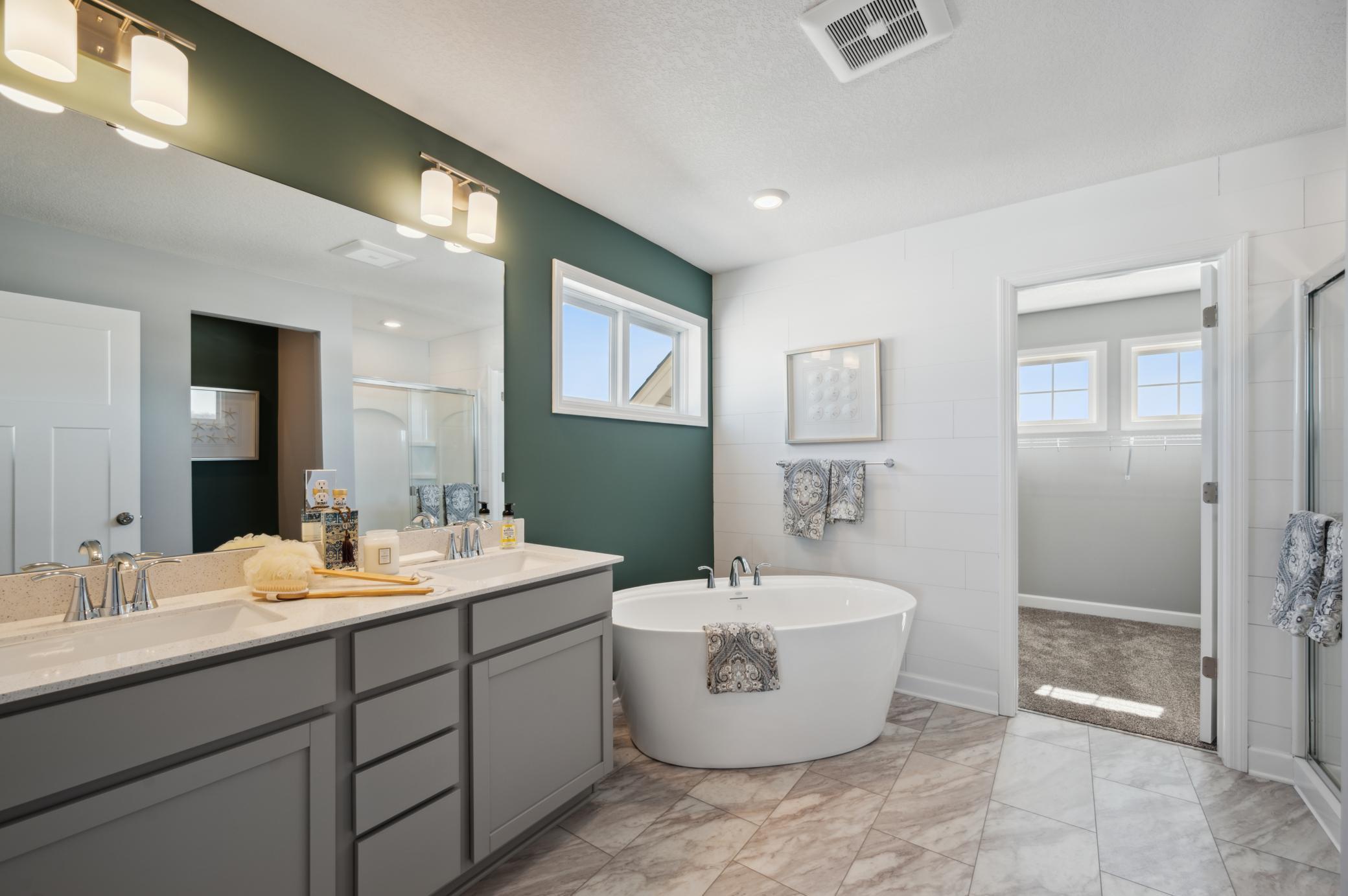 1725 Hadley Hills Drive Northeast Rochester, MN 55906 - Photo 12 of 25