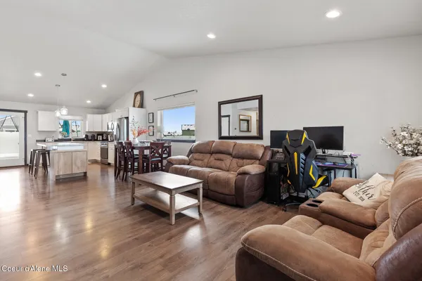 $445,000 | 5914 West Irish Drive, Rathdrum, ID 83858
