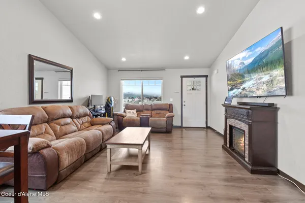 $445,000 | 5914 West Irish Drive, Rathdrum, ID 83858