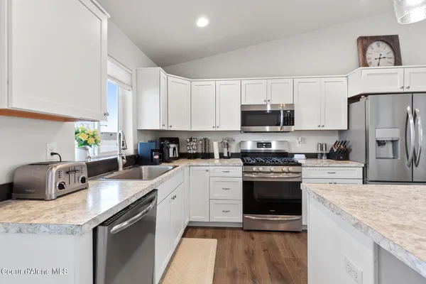 $445,000 | 5914 West Irish Drive, Rathdrum, ID 83858
