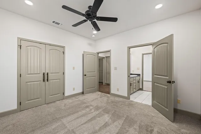 a view of a livingroom with furniture