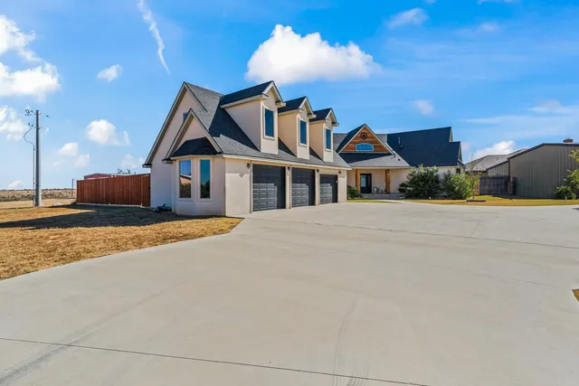 $799,000 | 304 Palomino Drive, Lubbock, TX 79404