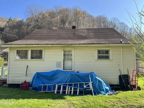$66,000 | 2921 Imboden Road, Appalachia, VA 24216