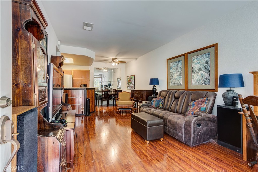 19 Hemlock Rancho Santa Margarita, CA 92688 - Photo 6 of 25