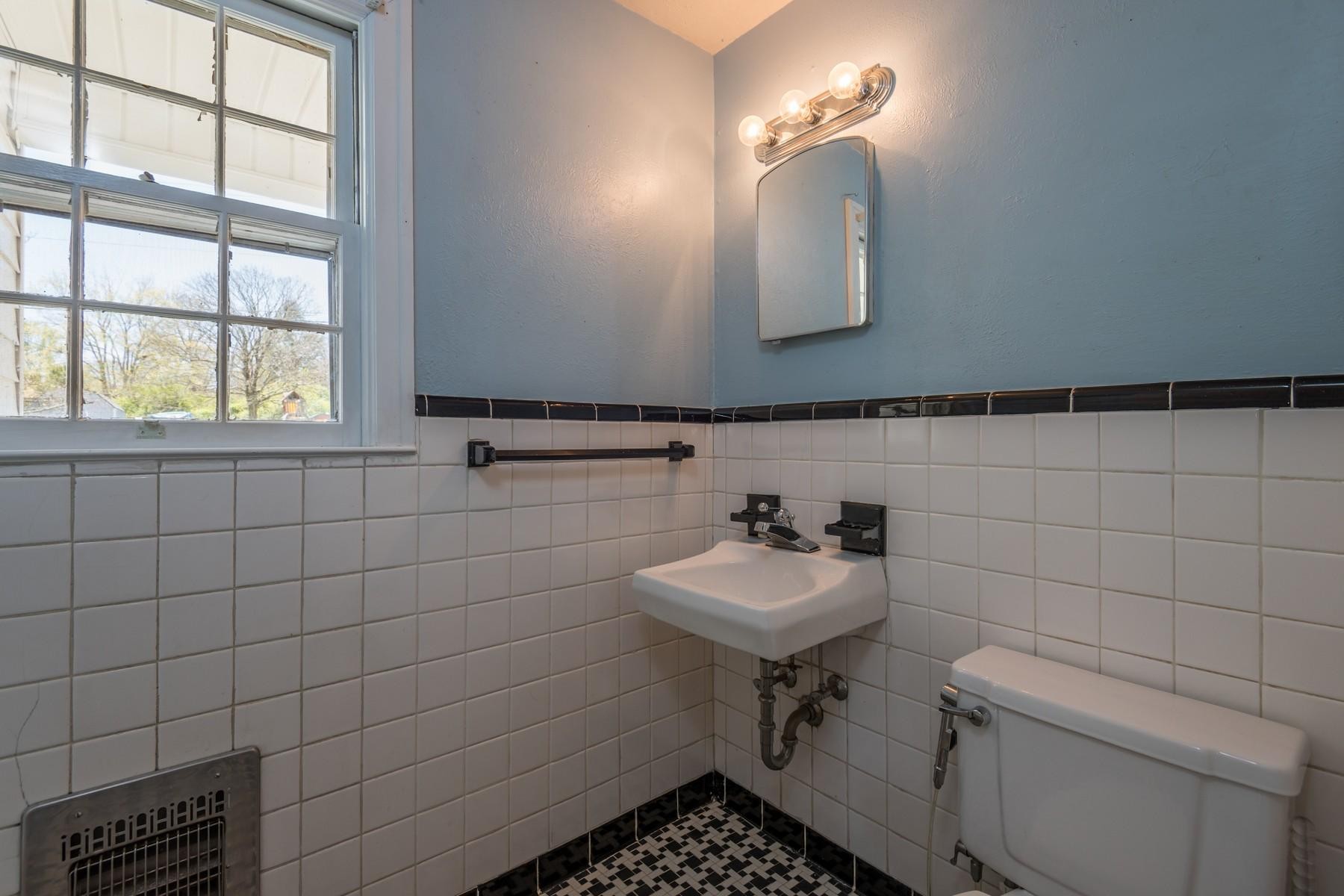 6068 Magazine Road Knoxville, TN 37920 - Photo 13 of 27 Gallery Image 13