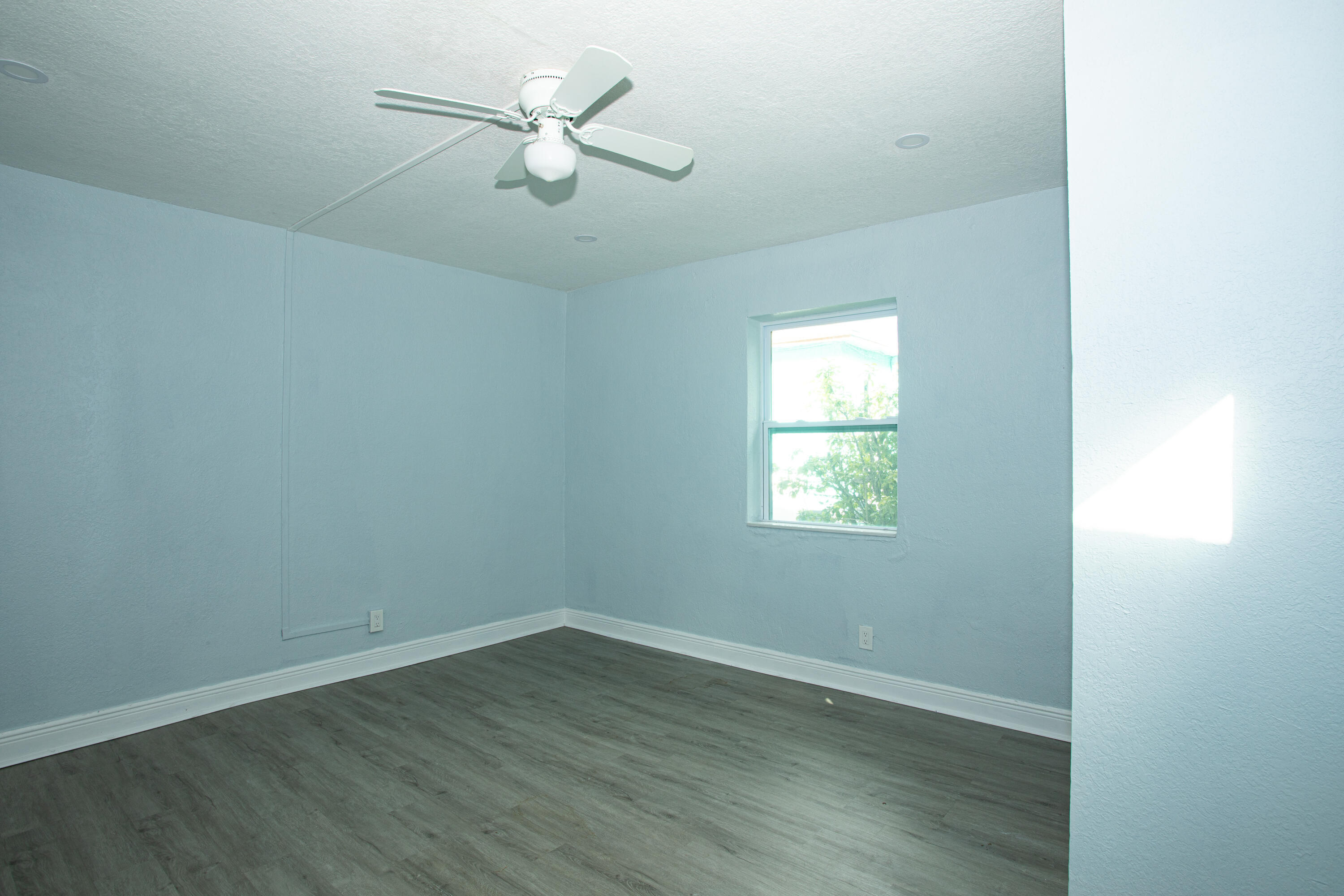 849 West 2nd Street, Unit A Riviera Beach, FL 33404 - Photo 17 of 20 2nd Bedroom