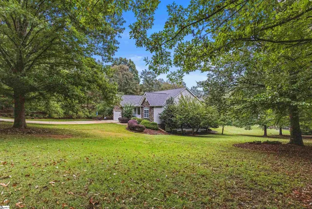 $619,900 | 138 Yacht Drive, Laurens, SC 29360