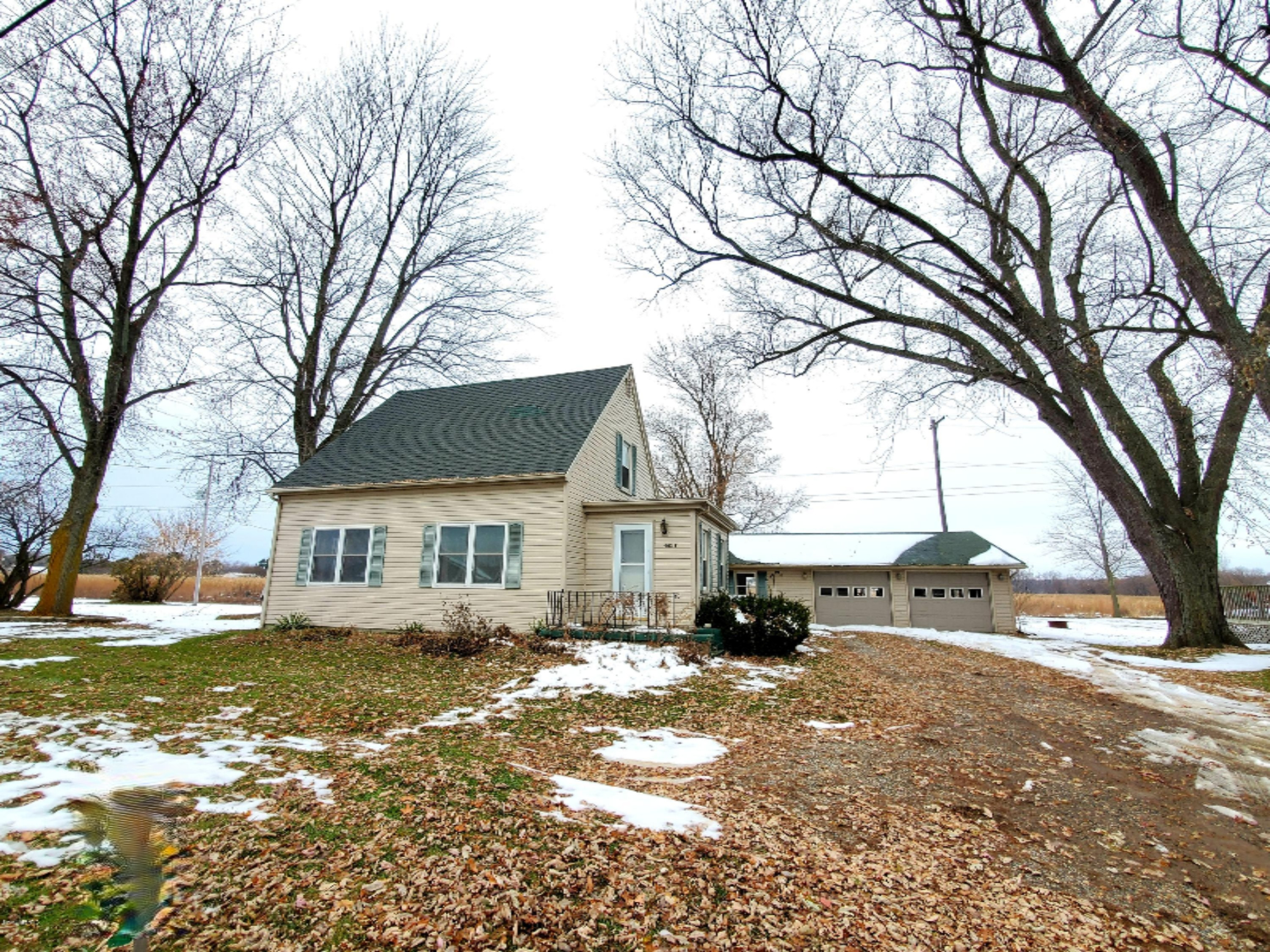 903 East Chicago Road Quincy, MI 49082 - Photo 1 of 9 20191118_215751