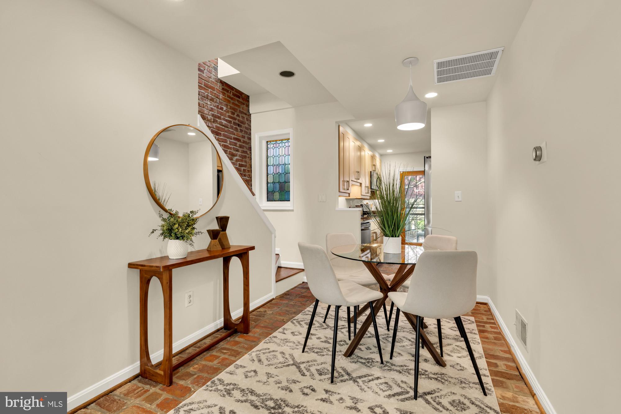 403 12th Street Southeast Washington, DC 20003 - Photo 5 of 22
