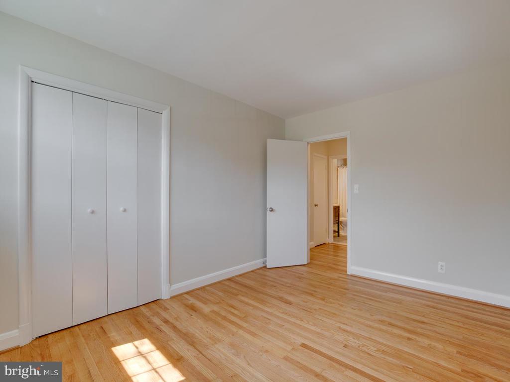 116 Felton Road Lutherville-Timonium, MD 21093 - Photo 24 of 40 Ample storage in this closet
