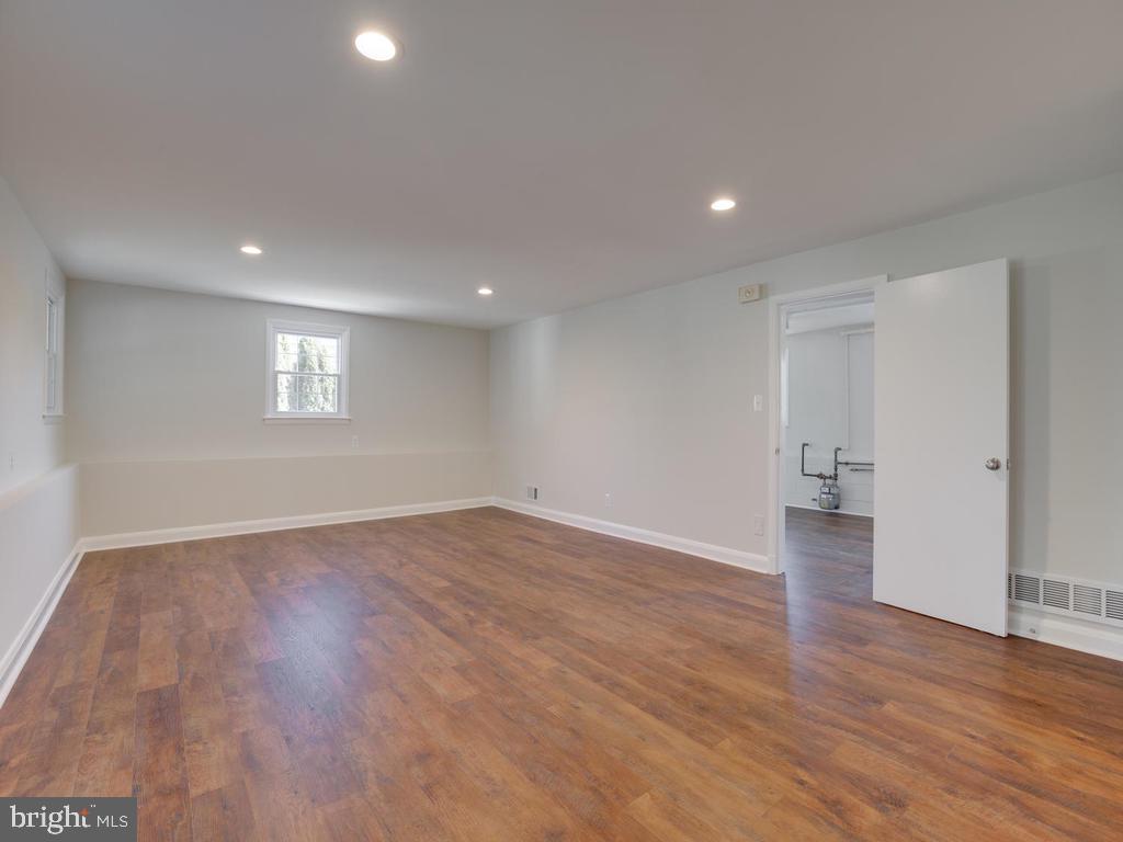 116 Felton Road Lutherville-Timonium, MD 21093 - Photo 28 of 40 New laminate flooring in family room