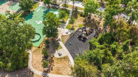 $699,900 | 28331 Hollow Springs Lane, Spring, TX 77386