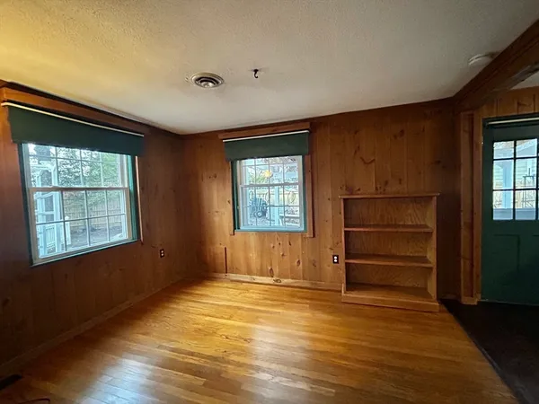 $1,550 | 6 Long Farm Terrace, Unit 6, Greenfield, MA 01301