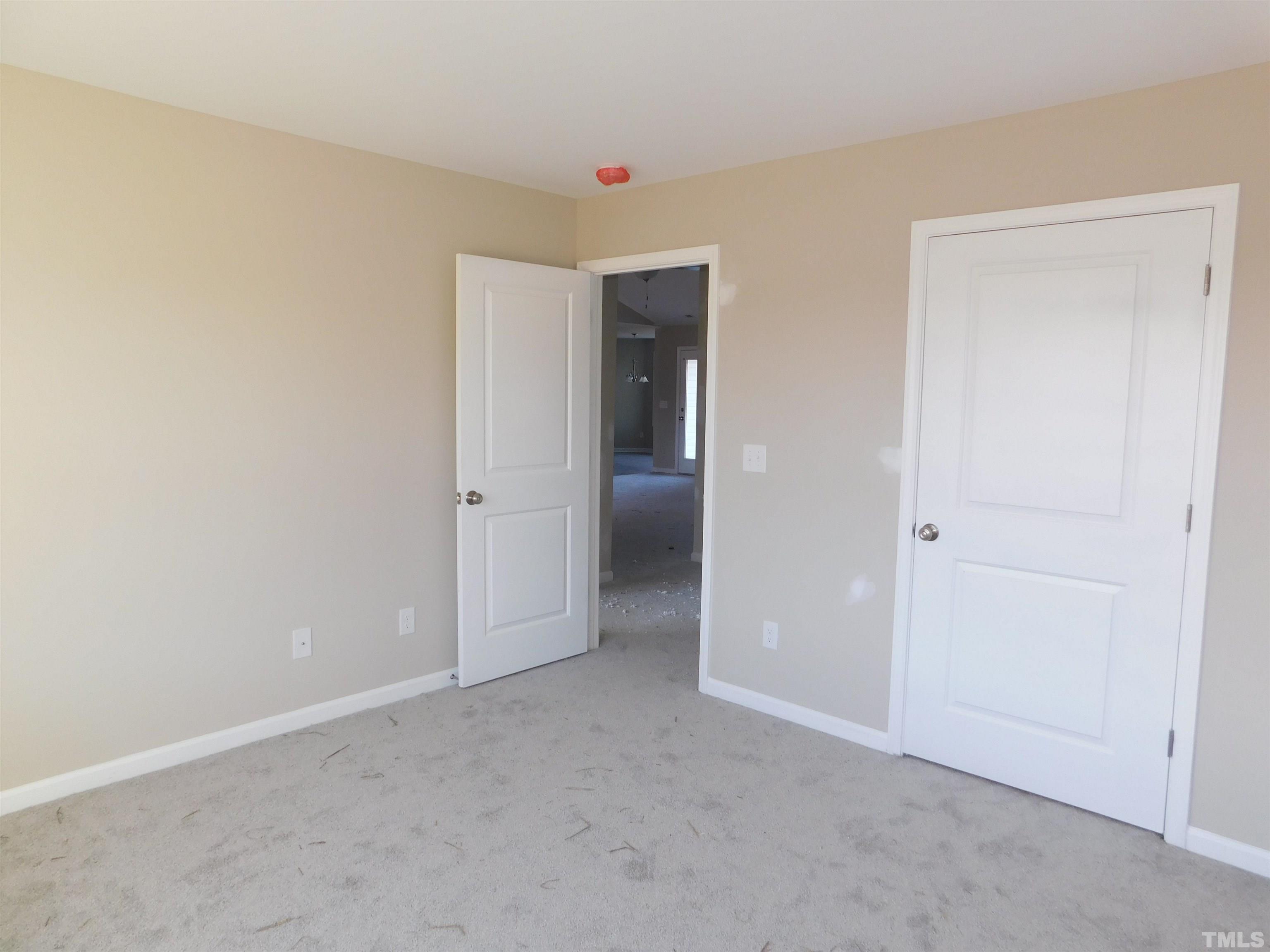 82 Touchdown Way Benson, NC 27504 - Photo 18 of 23 Gallery Image 18