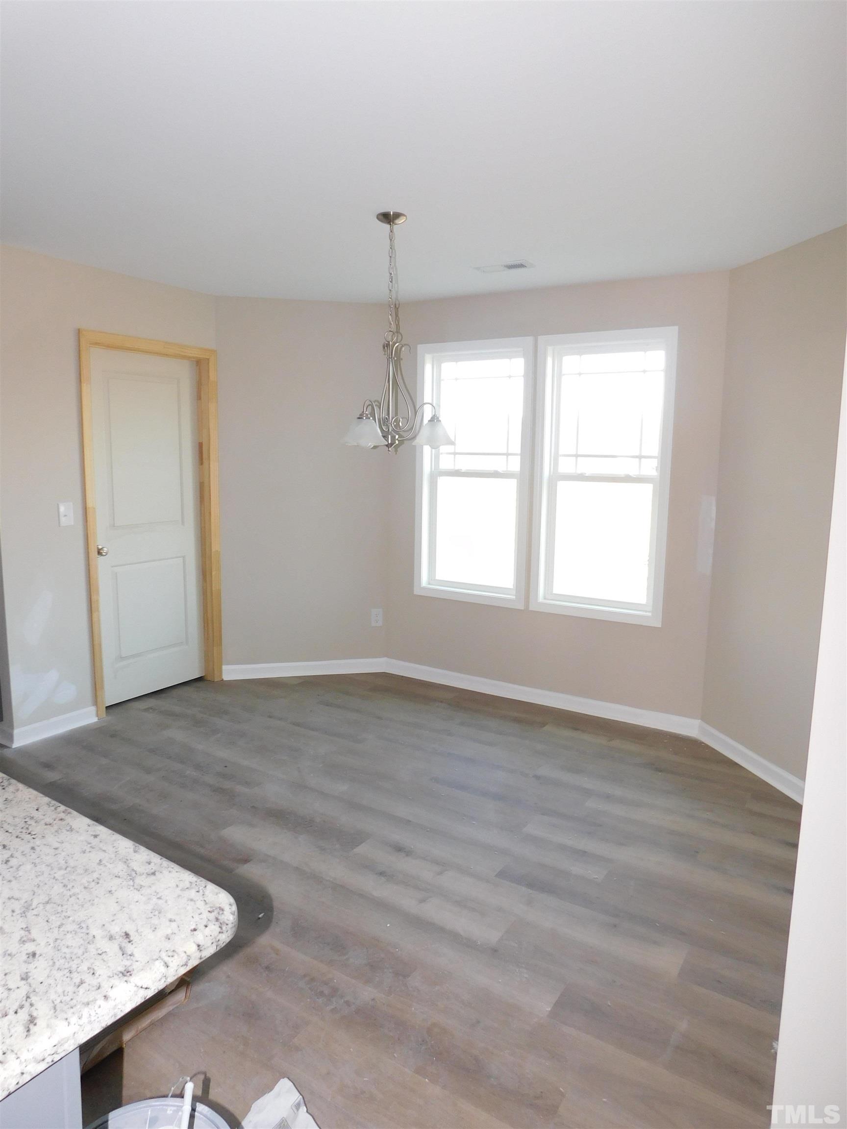 82 Touchdown Way Benson, NC 27504 - Photo 7 of 23 Gallery Image 7