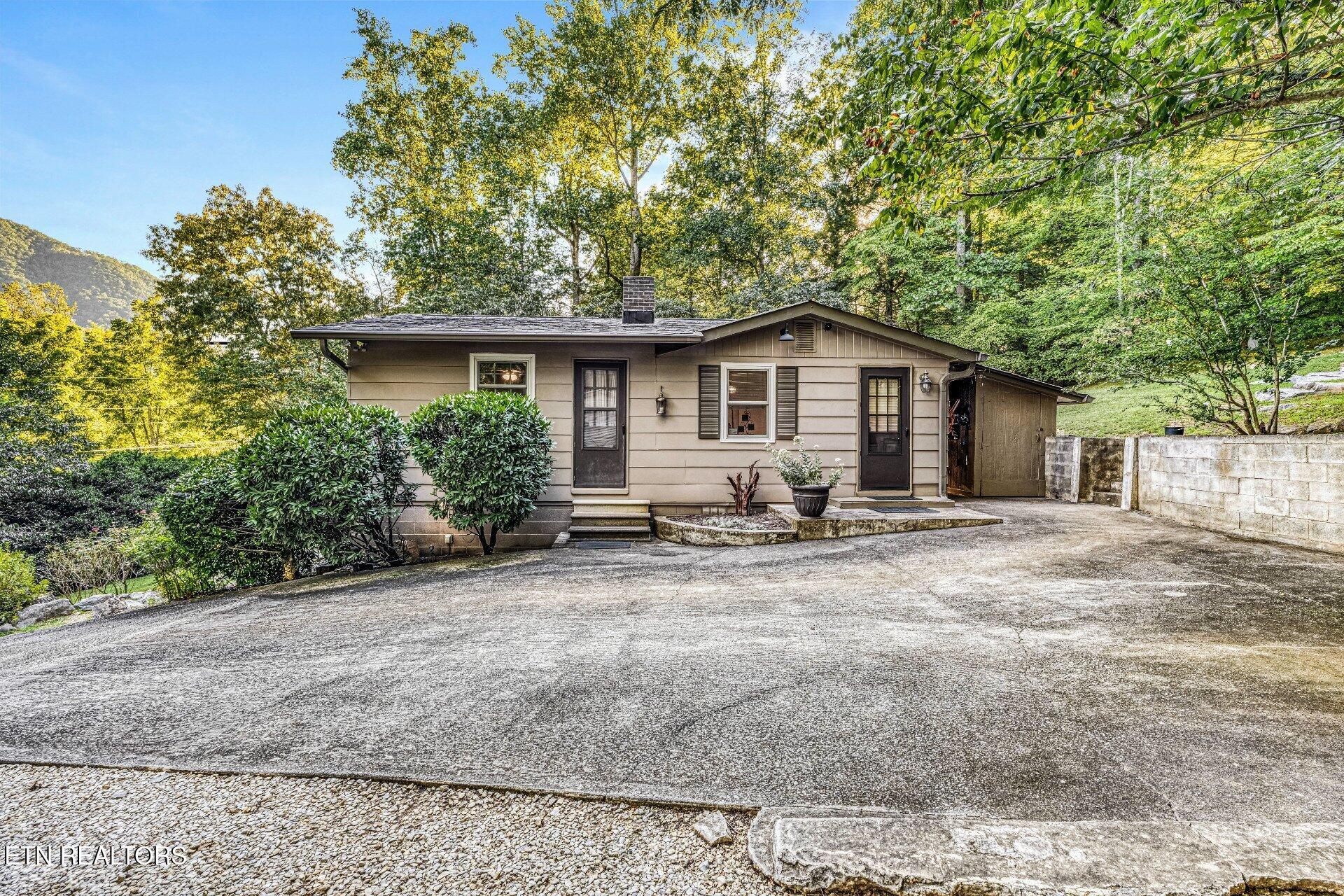 733 Cavern Road Townsend, TN 37882 - Photo 33 of 53 photo_021