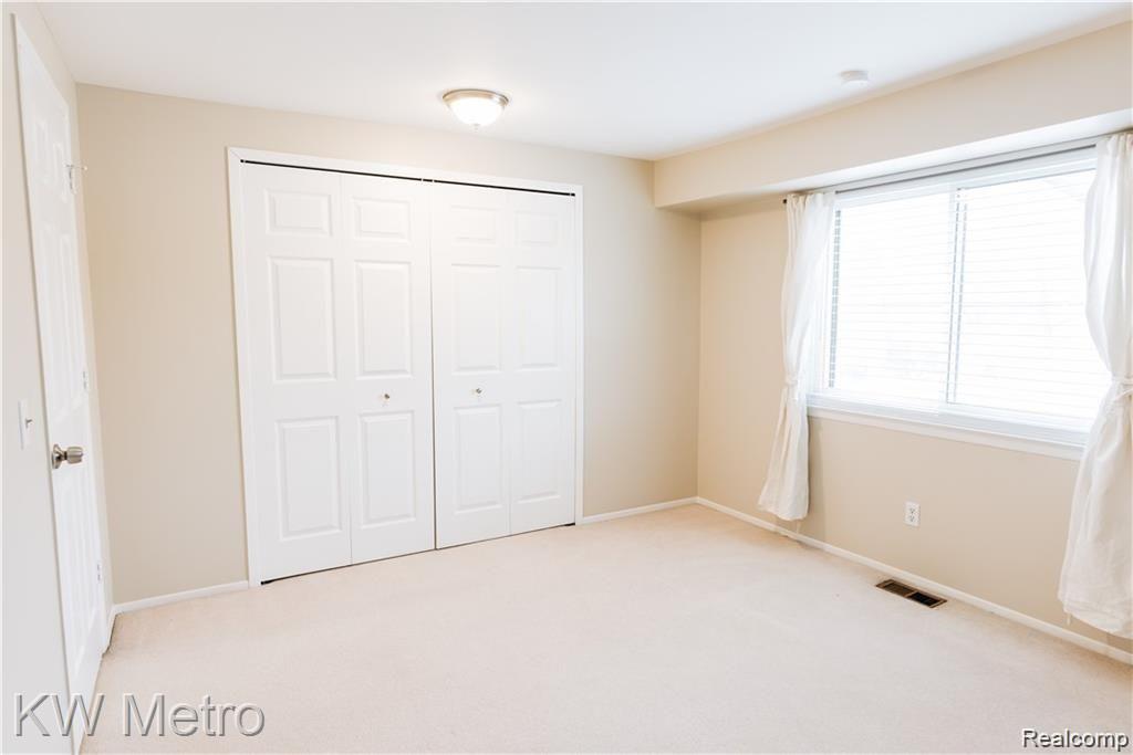 1434 West Webster Road Royal Oak, MI 48073 - Photo 10 of 21