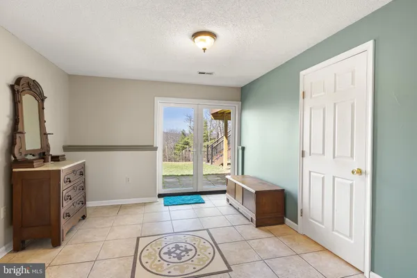 $389,900 | 80 Scotsmans Glen Road, Capon Bridge, WV 26711
